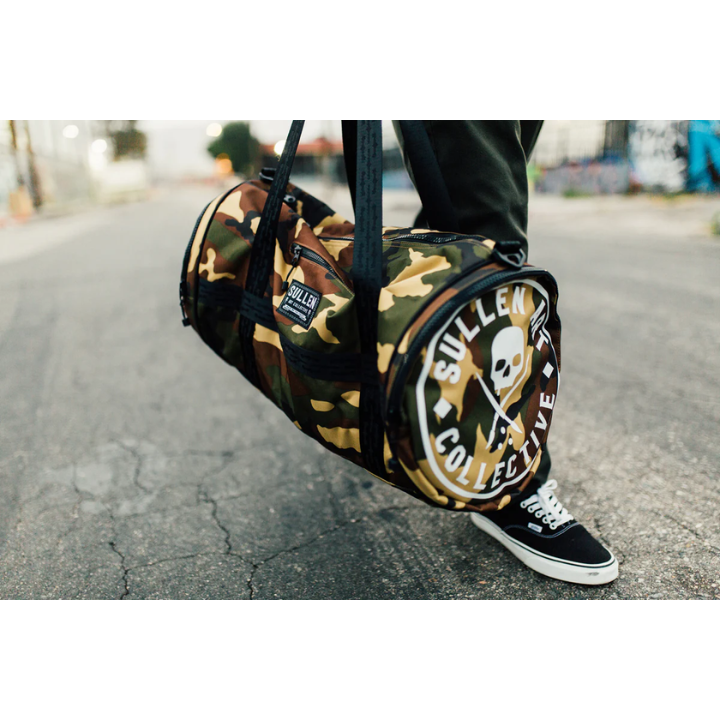 OVERNIGHTR DUFFLE BAG - CAMO