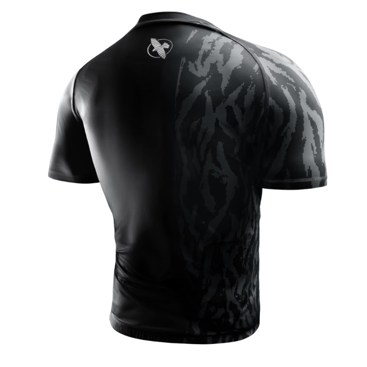 S/S APEX RASHGUARD - BLACK